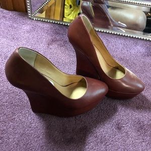 L.A.M.B red leather platform wedges